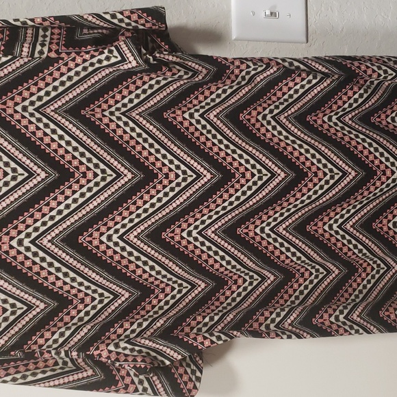 Dress geometric pattern - Picture 4 of 4